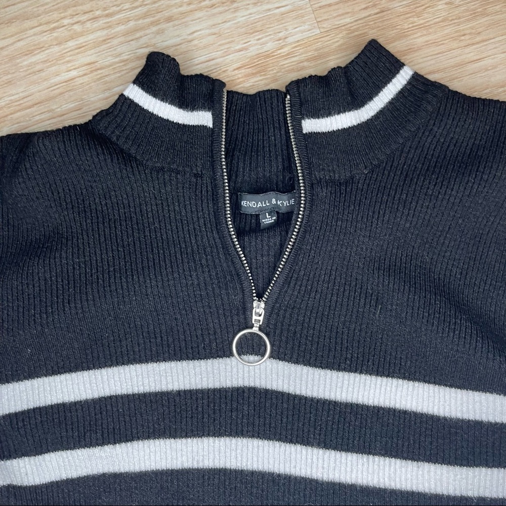 Cropped Quarter Zip - Picture 4 of 4